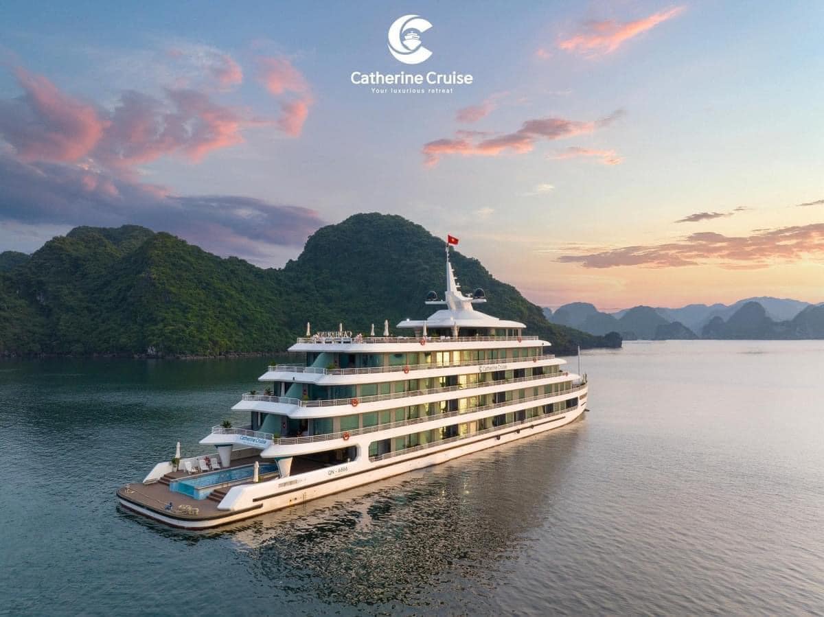 Du thuyền Catherine Cruise Hạ Long đẳng cấp 6 sao